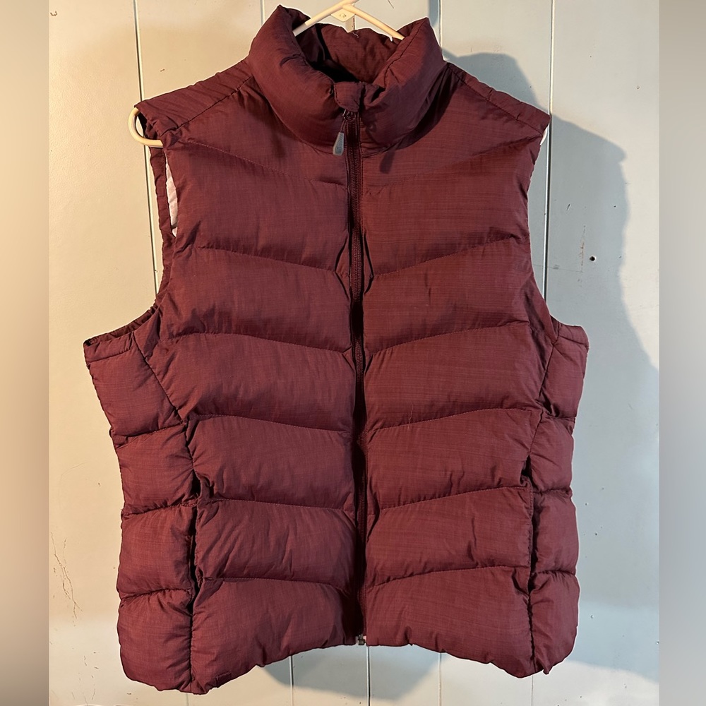 VEST